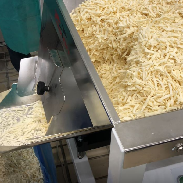 Canal de vibración para el queso mozzarella en juliana
