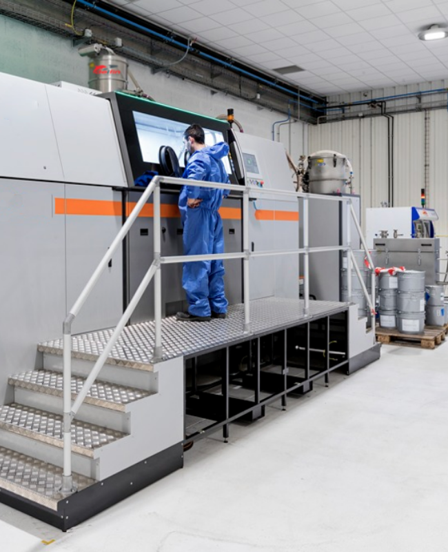 Chargement imprimante avec poudres métalliques - Delfin Pneumatic Conveyors