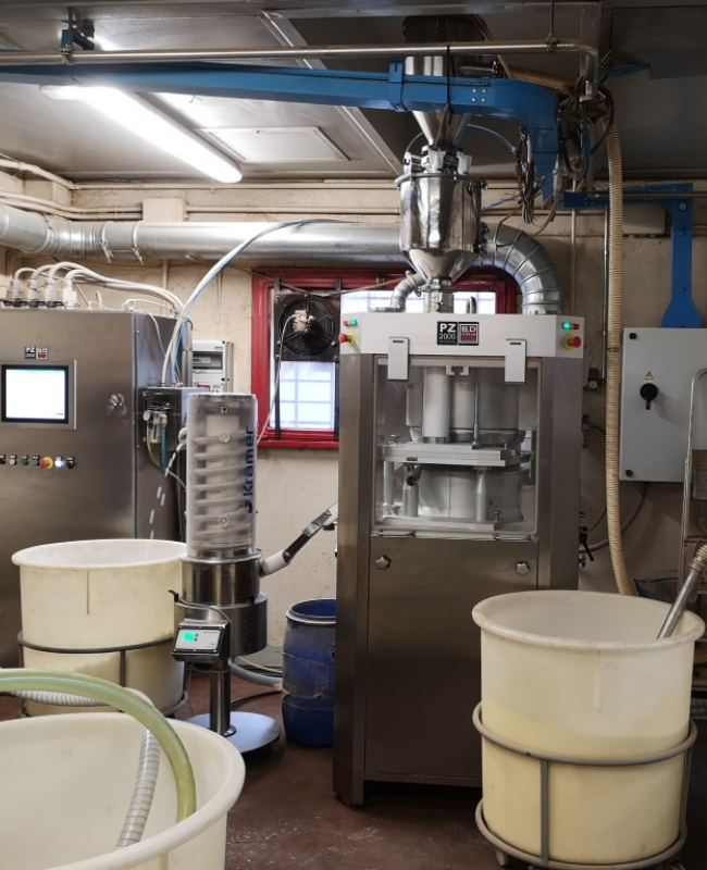 Chargement et déchargement de sorbitol dans la compresseuse avec convoyeur pneumatique